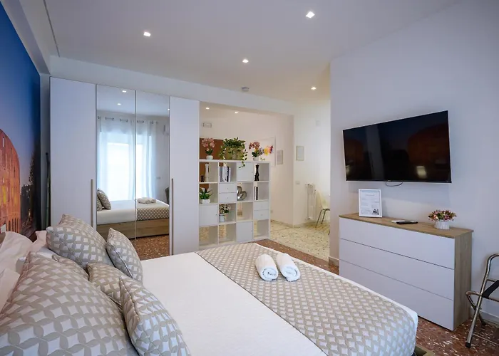 Luxury Suite-Metro Malatesta